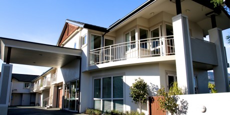 cedar-grove-exterior